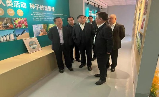 22.王巖董事長一行接待吉林省農(nóng)業(yè)投資集團有限公司相關(guān)領(lǐng)導_副本.jpg