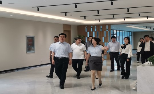 2024年6月26日，省慈善總會會長田錦塵一行蒞臨康養(yǎng)地產公司參觀調研_副本.jpg